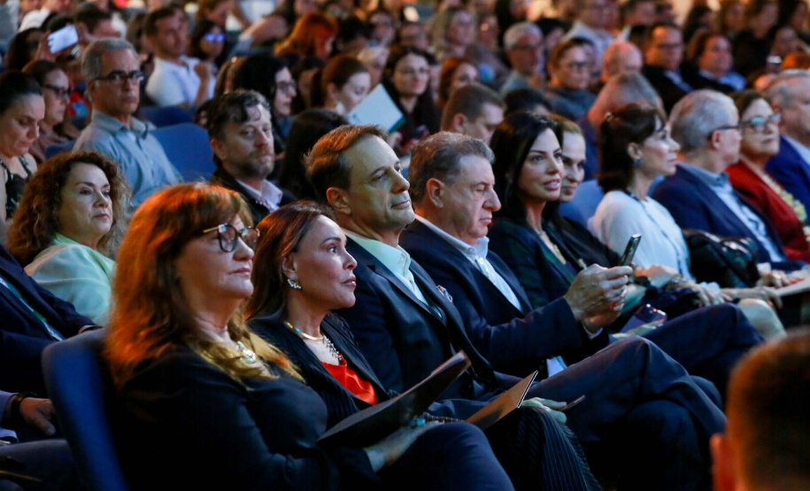 Imagens do auditórios e palestrantes do 2 Congresso de Governança Pública da CGE, no Canal da Música.