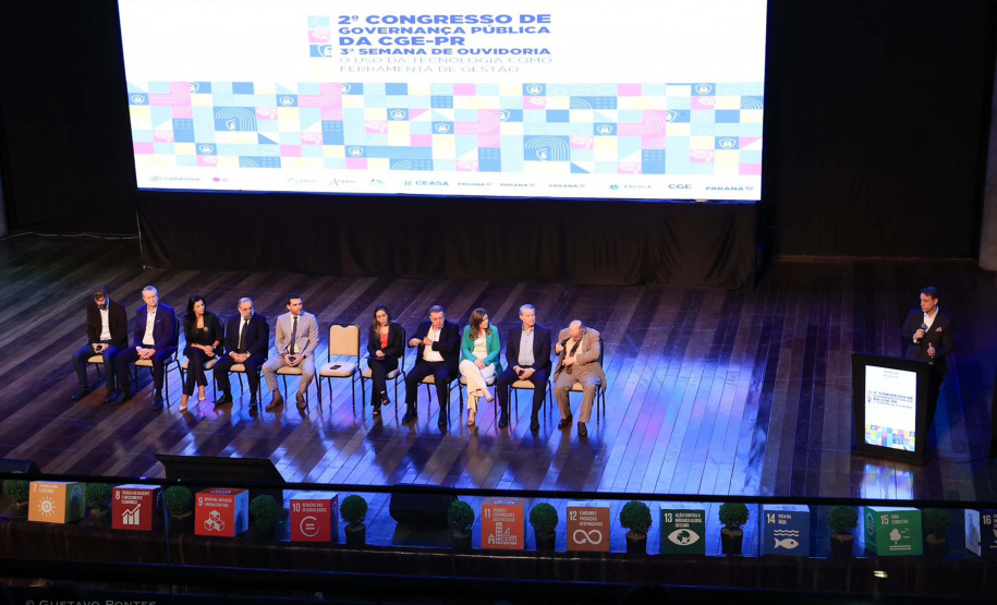 Imagens do auditórios e palestrantes do 2 Congresso de Governança Pública da CGE, no Canal da Música.