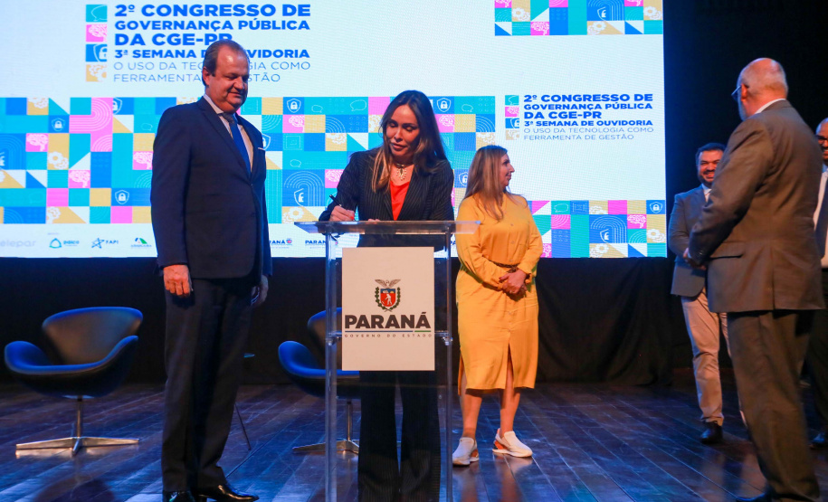 Imagens do auditórios e palestrantes do 2 Congresso de Governança Pública da CGE, no Canal da Música.