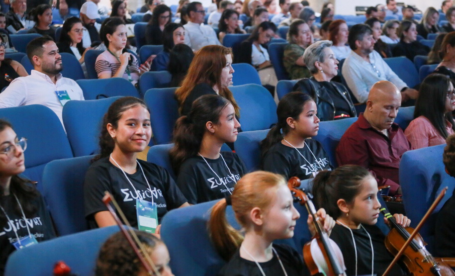 Imagens do segundo dia do 2° Congresso de Governança da CGE-PR, realizado no Canal da Música.