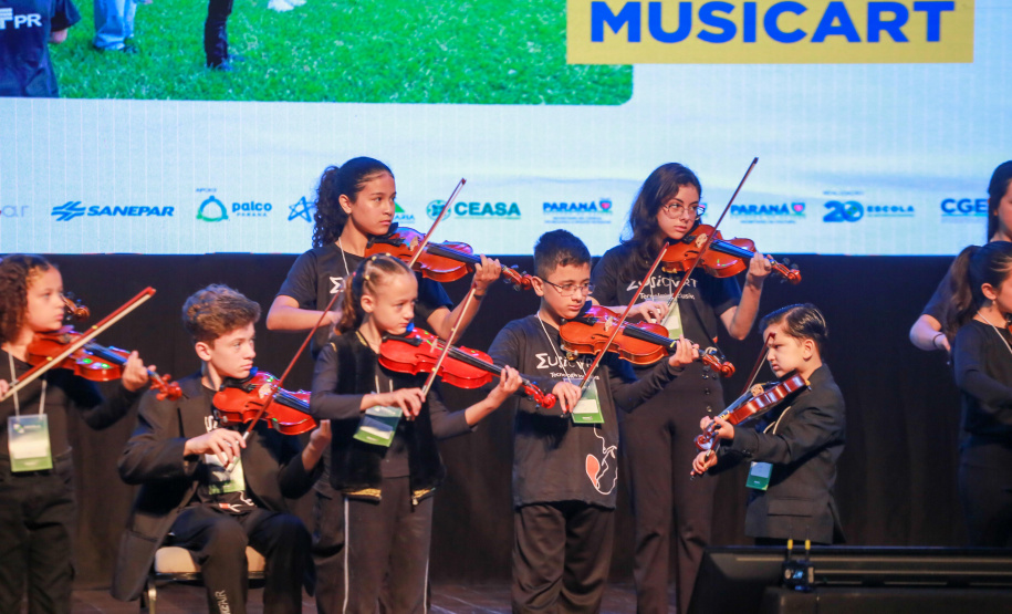 Imagens do segundo dia do 2° Congresso de Governança da CGE-PR, realizado no Canal da Música.