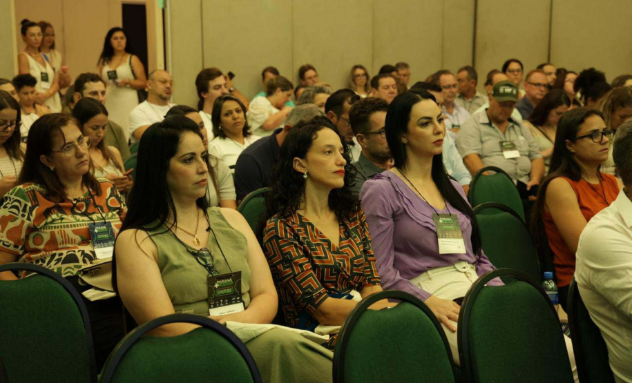 Reunião do controla parana no evento mais cidades