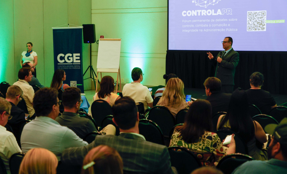 Reunião do controla parana no evento mais cidades