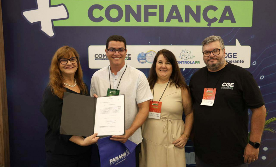 Reunião do controla parana no evento mais cidades