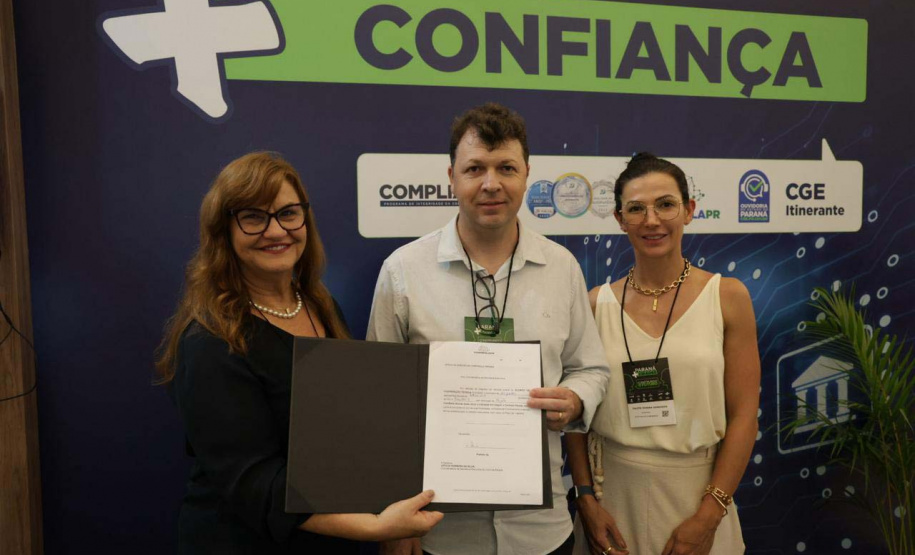 Reunião do controla parana no evento mais cidades