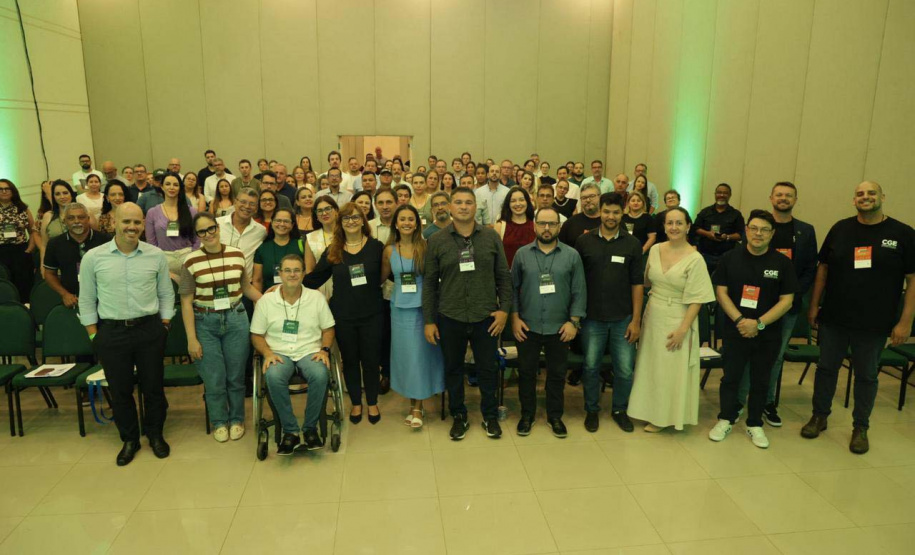 Reunião do controla parana no evento mais cidades