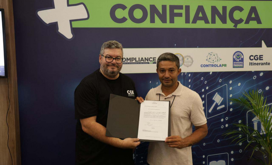 Reunião do controla parana no evento mais cidades