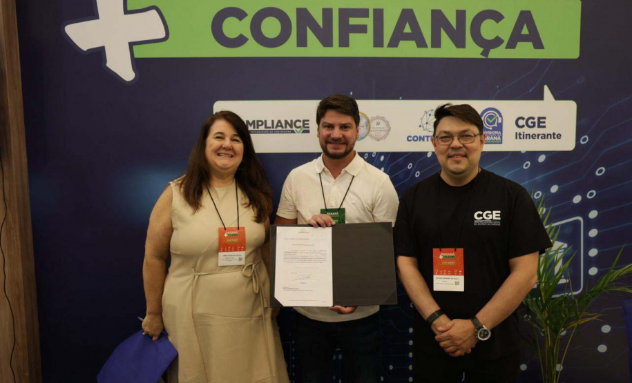 Reunião do controla parana no evento mais cidades