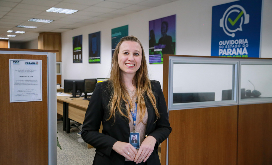 imagens da ouvidora-geral Leticia Dohms